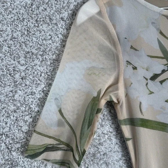 Lisa Says Gah Zelda Midi Dress in Floral Mesh Size S - Picture 4 of 6